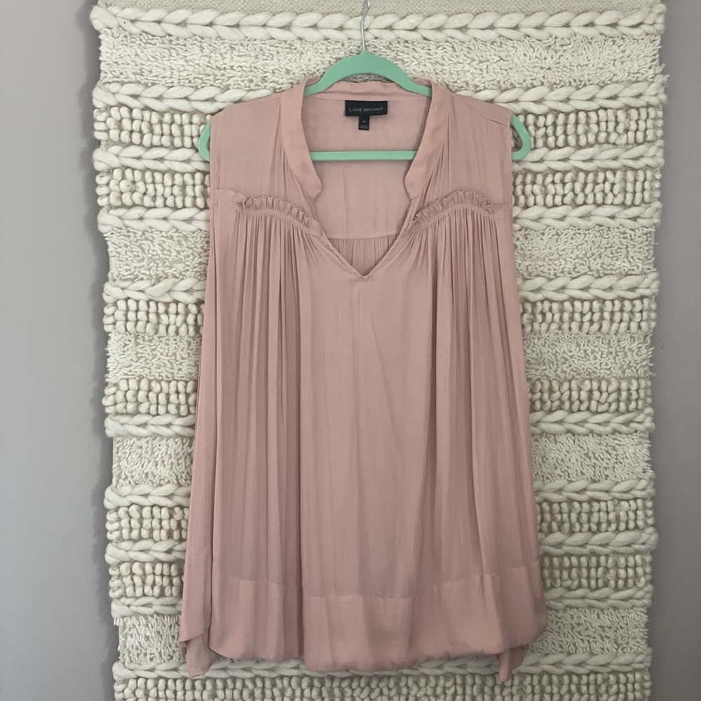 Lane Bryant top.  Size 20 EUC